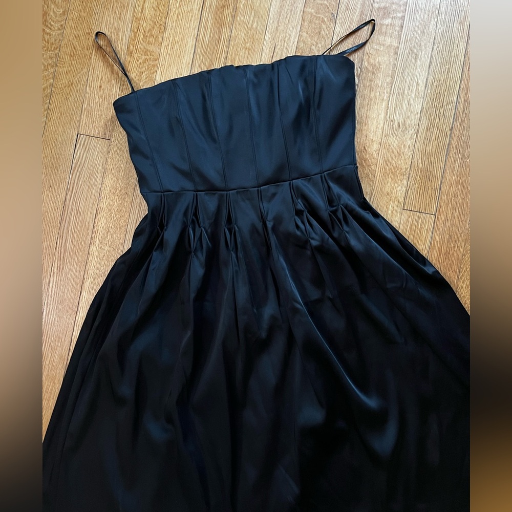 Calvin Klein strapless black pleated party dress. Sz 8